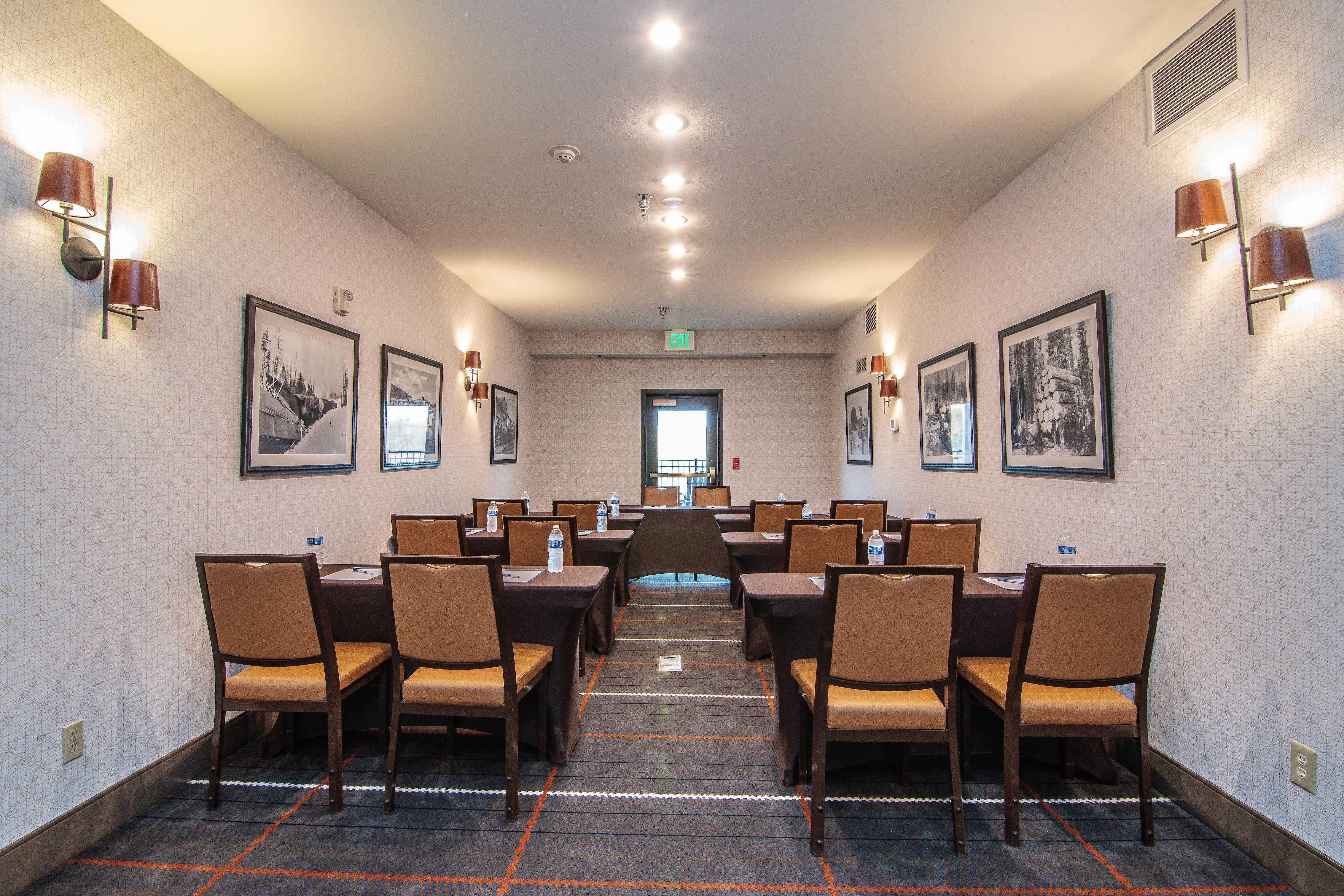 Holiday Inn Express Hotel & Suites Kalispell By Ihg Zewnętrze zdjęcie